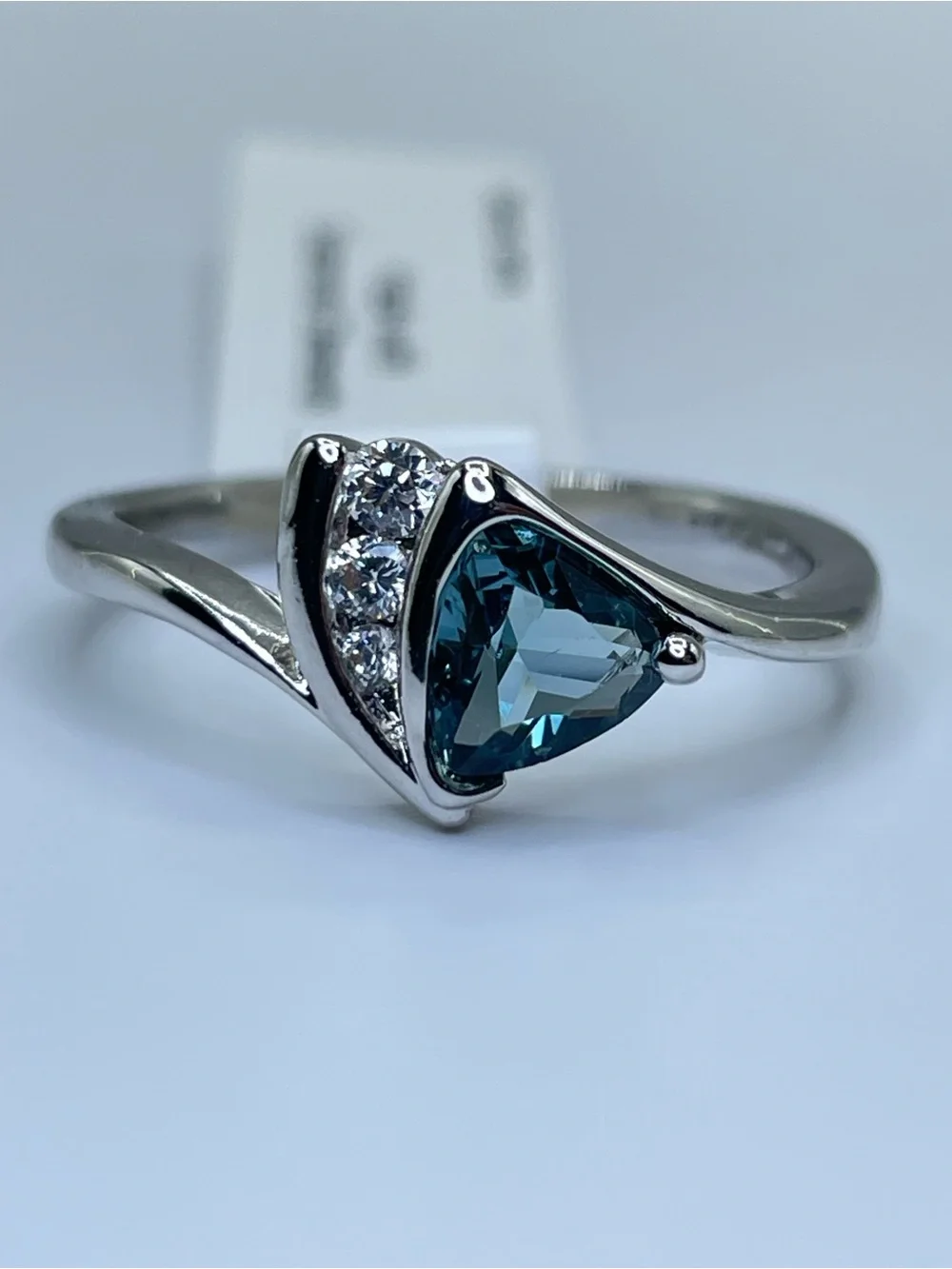 Swarovski Crystal Elements Teal Blue Trillion Crystal Modern Minimalist Ring 9